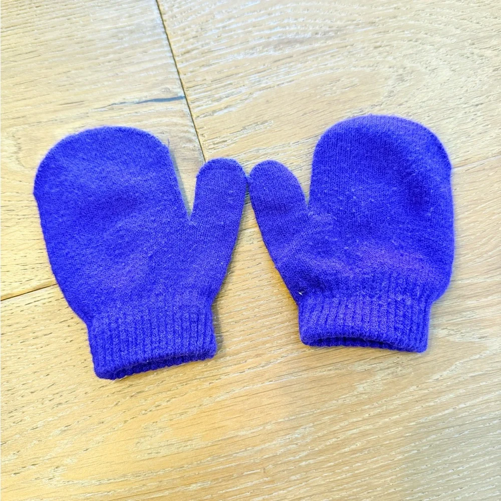 Toddler mittens purple with pink hearts size one size